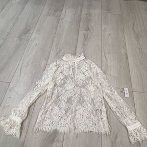 White House black market women lace top size s